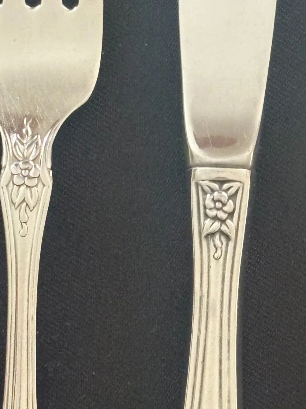 Oneida Raphael Stainless Service for 2